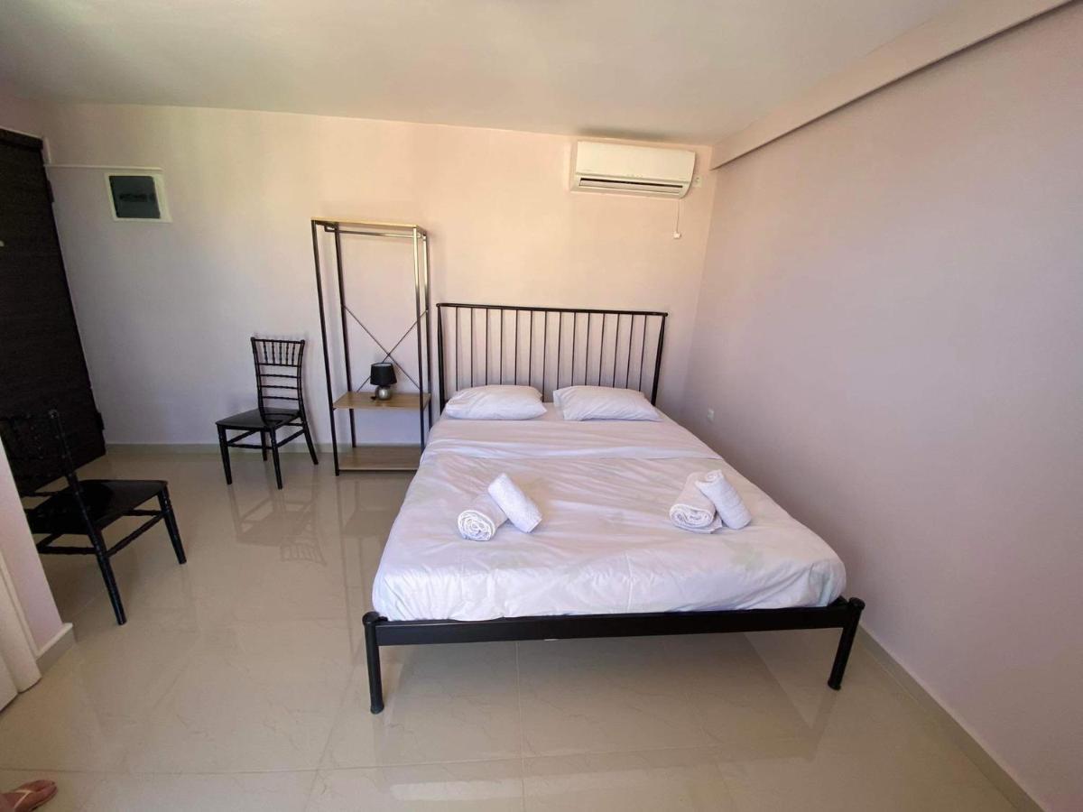 Lavrio 1Bdr Penthouse 7 Min On Foot From The Port Apartment Exterior foto