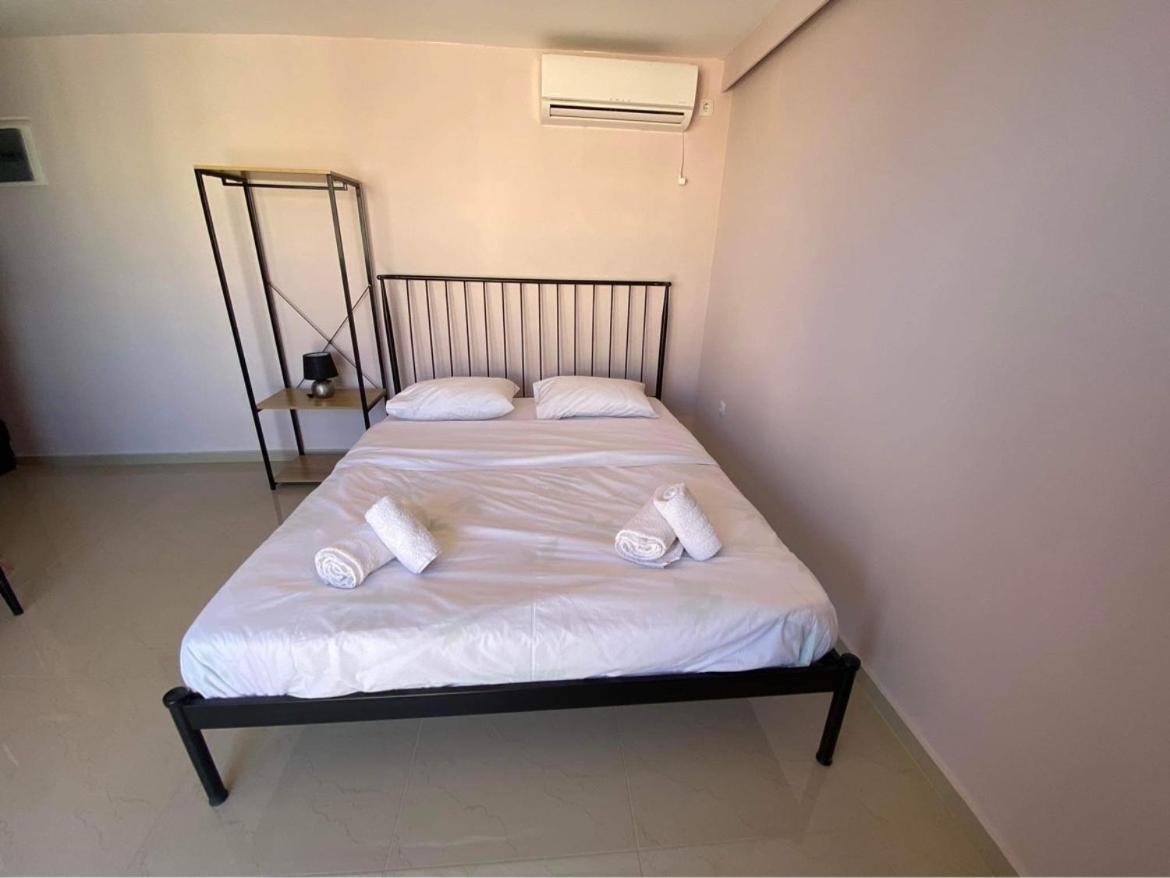 Lavrio 1Bdr Penthouse 7 Min On Foot From The Port Apartment Exterior foto